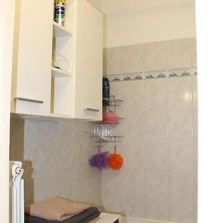 Apartment Апартаменты *
