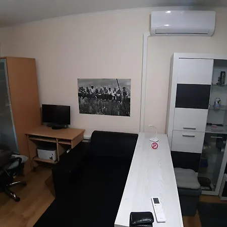 Apartman Apartment *